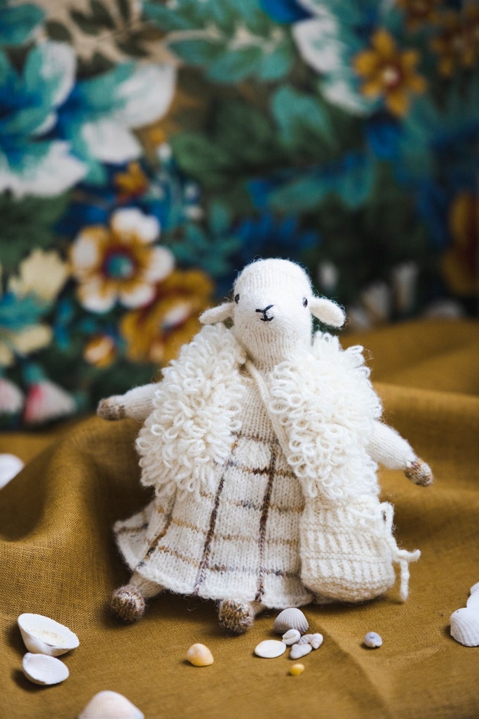 Mouche & Friends - Seamless toys to knit and love | Boutique de
